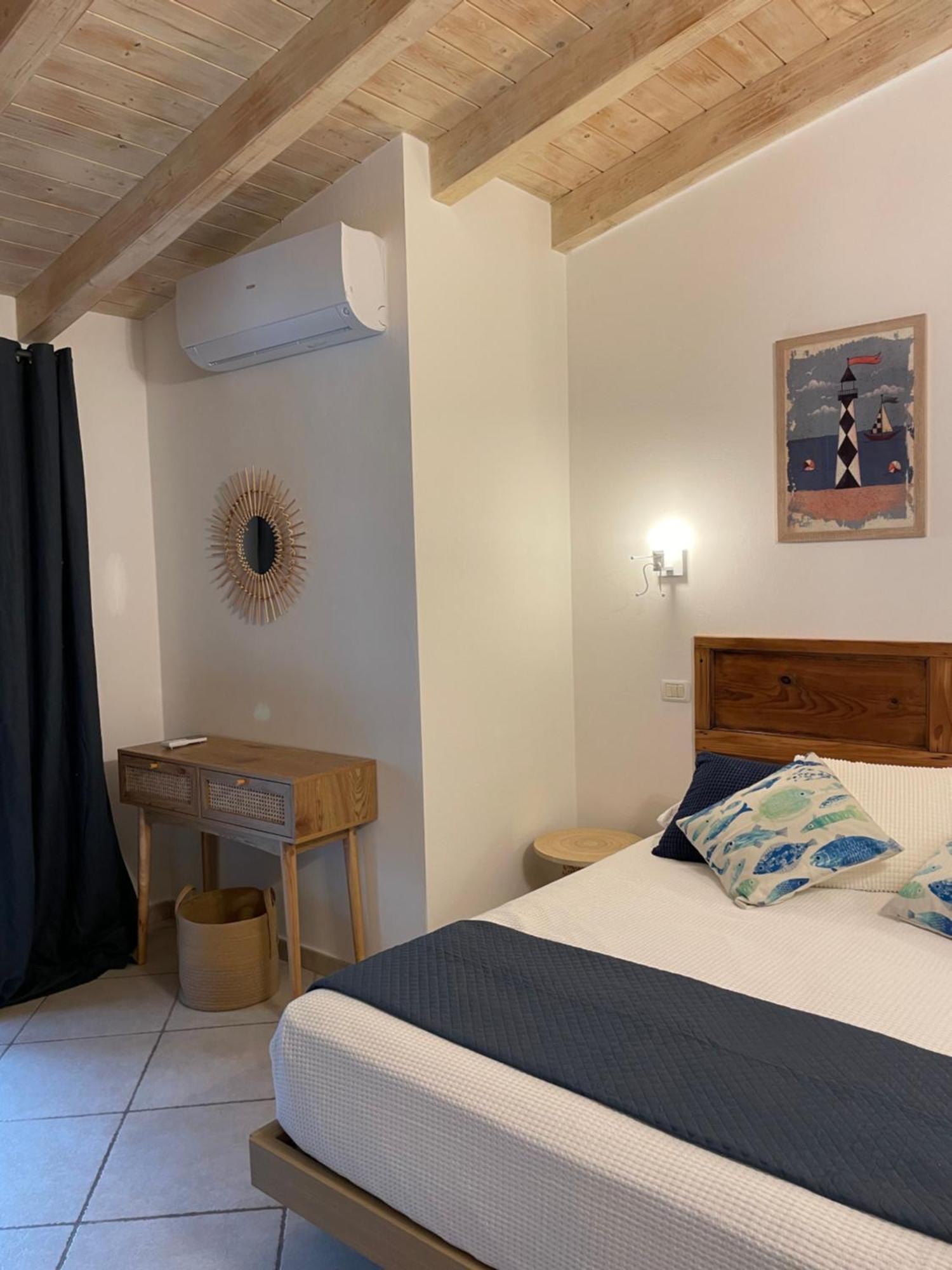 Blue Vista - Casa Marina Apartment Буджеру Екстериор снимка